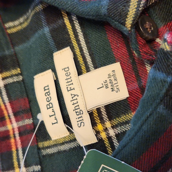 LL Bean Button down - Picture 2 of 3